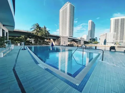 2602 E Hallandale Beach Boulevard Hallandale Beach FL 33009