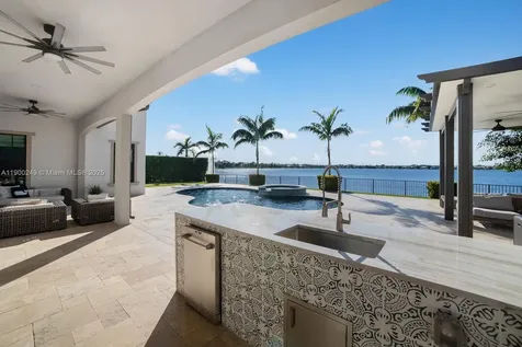 8445 E Watercrest Circle E Parkland FL 33076