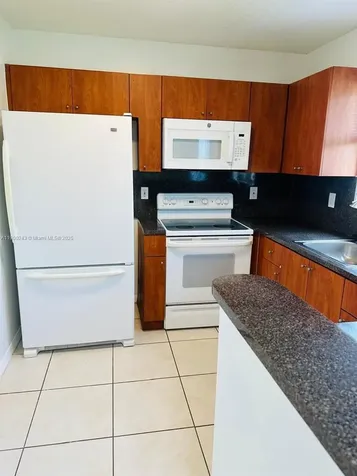 1261 SE 31st Court Homestead FL 33035