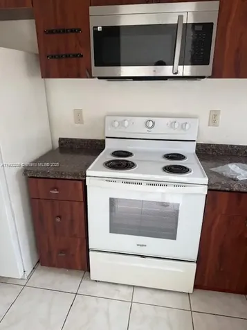 8430 NW 2 Miami FL 33150