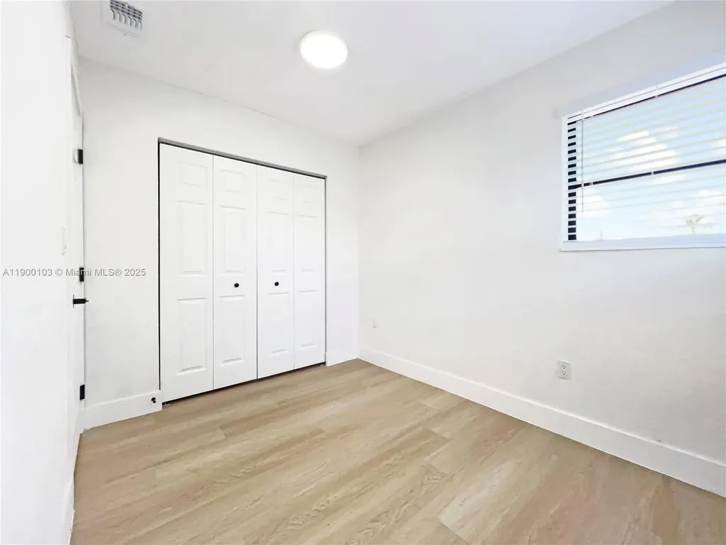 515 NW 30th Terrace Fort Lauderdale FL 33311