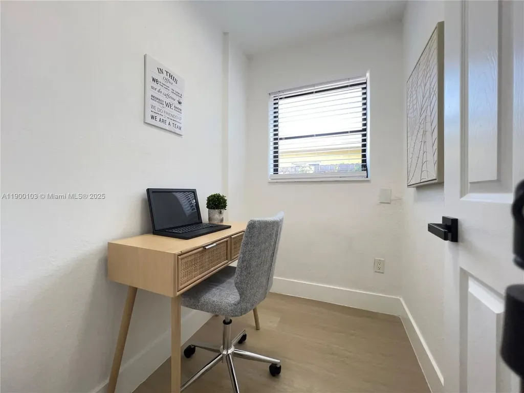 515 NW 30th Terrace Fort Lauderdale FL 33311