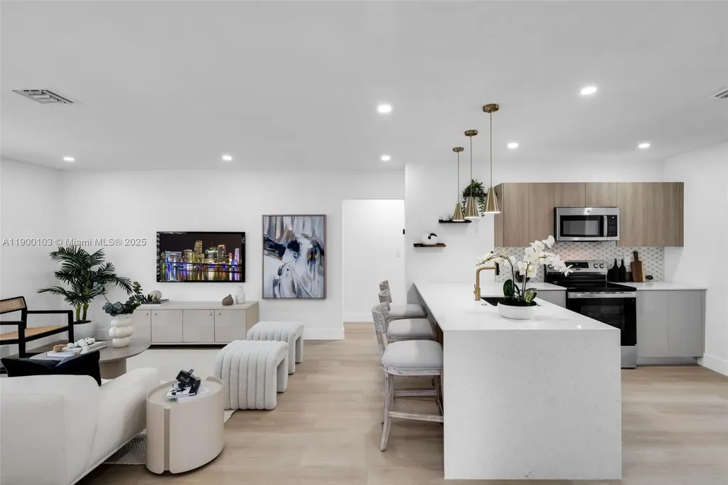 515 NW 30th Terrace Fort Lauderdale FL 33311