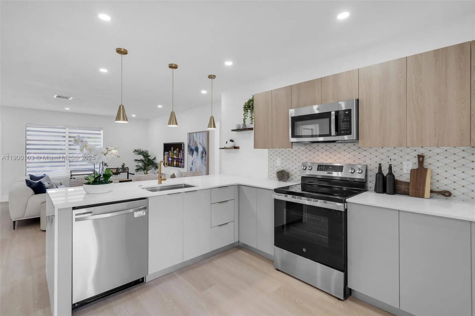 515 NW 30th Terrace Fort Lauderdale FL 33311