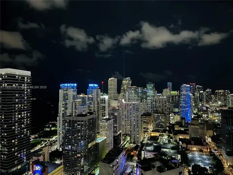 159 NE 6th Street Miami FL 33132