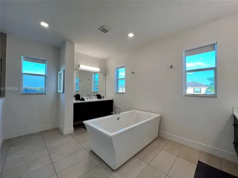 11 NW 122nd Avenue Miami FL 33182
