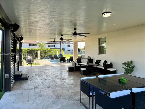 11 NW 122nd Avenue Miami FL 33182