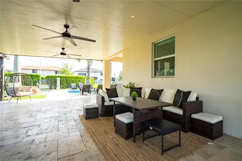 11 NW 122nd Avenue Miami FL 33182