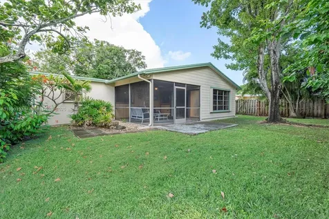 12108 Colony Avenue Palm Beach Gardens FL 33410