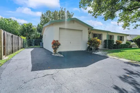 12108 Colony Avenue Palm Beach Gardens FL 33410