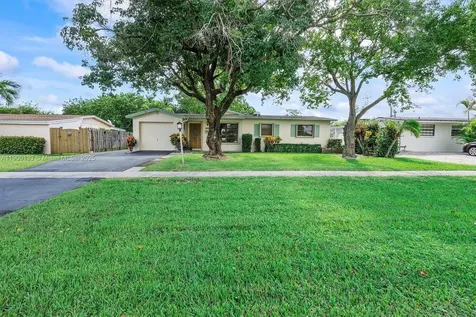 12108 Colony Avenue Palm Beach Gardens FL 33410