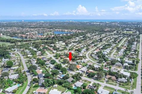 12108 Colony Avenue Palm Beach Gardens FL 33410