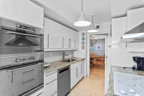 19667 Turnberry Way Aventura FL 33180