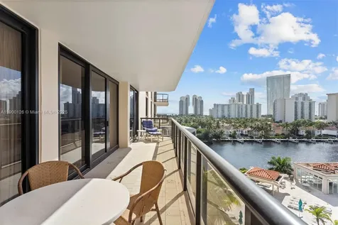19667 Turnberry Way Aventura FL 33180