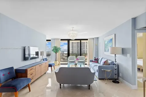 19667 Turnberry Way Aventura FL 33180