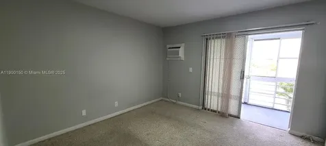 92 Berkshire D West Palm Beach FL 33417