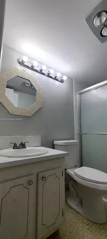 92 Berkshire D West Palm Beach FL 33417