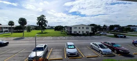 92 Berkshire D West Palm Beach FL 33417