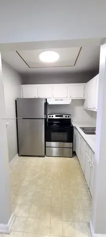 92 Berkshire D West Palm Beach FL 33417