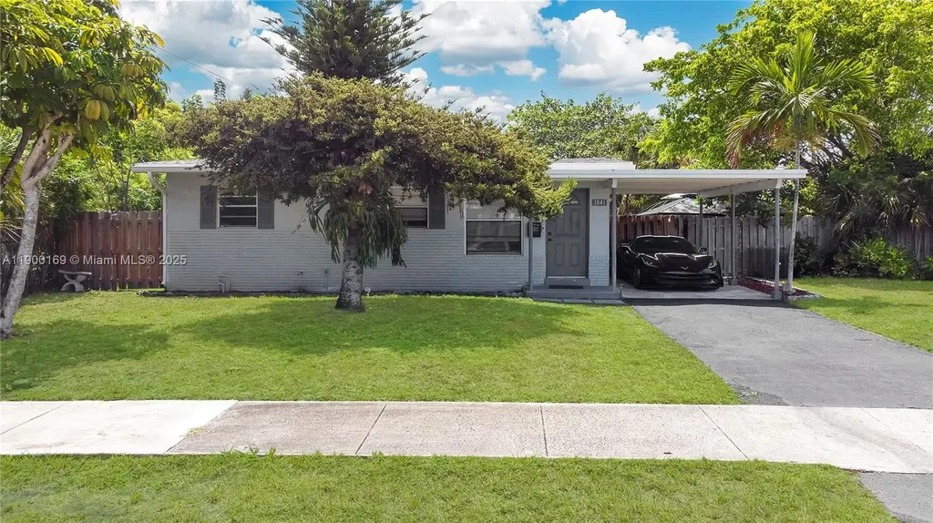 1841 NW 26th Avenue Fort Lauderdale FL 33311