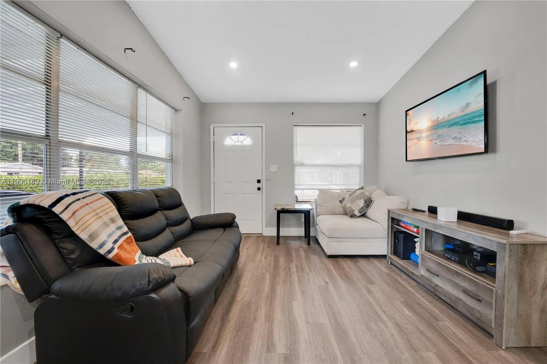 1841 NW 26th Avenue Fort Lauderdale FL 33311