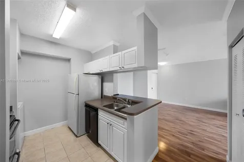 17125 N Bay Road Sunny Isles Beach FL 33160