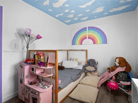 8401 NW 24th Place Miami FL 33147