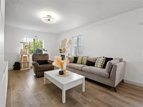 8401 NW 24th Place Miami FL 33147