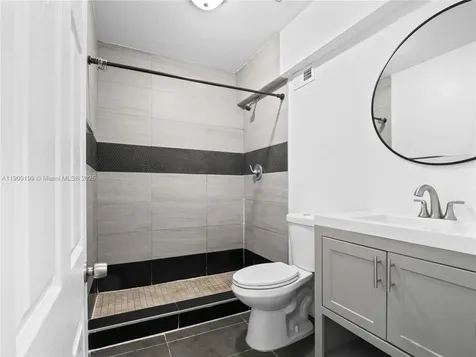 8401 NW 24th Place Miami FL 33147