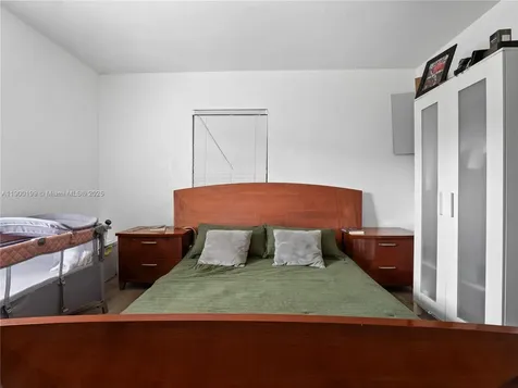 8401 NW 24th Place Miami FL 33147
