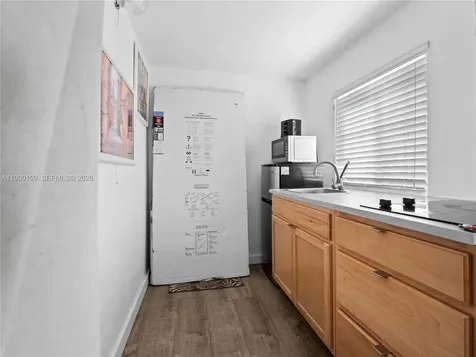 8401 NW 24th Place Miami FL 33147
