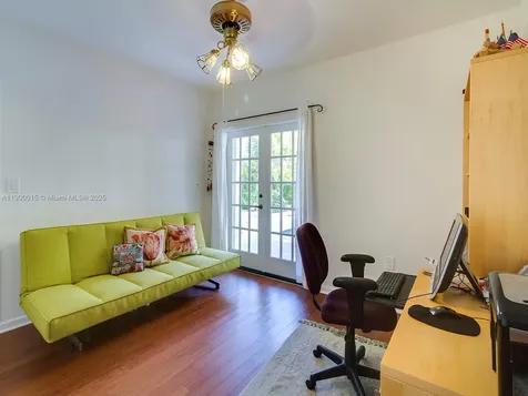 7950 Old Cutler Road Coral Gables FL 33143