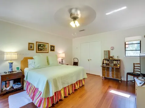 7950 Old Cutler Road Coral Gables FL 33143