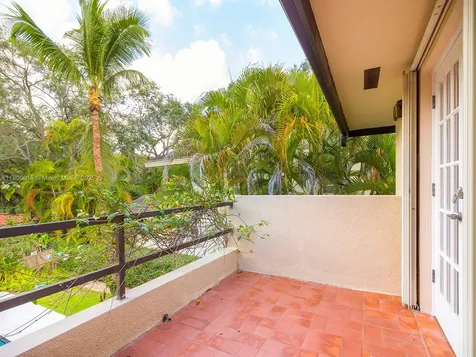 7950 Old Cutler Road Coral Gables FL 33143