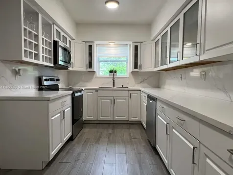 1430 NE 149th Street Miami FL 33161