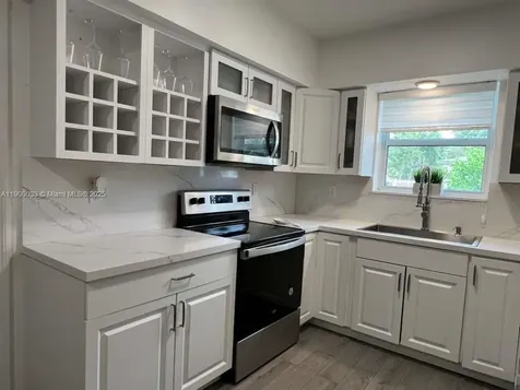 1430 NE 149th Street Miami FL 33161