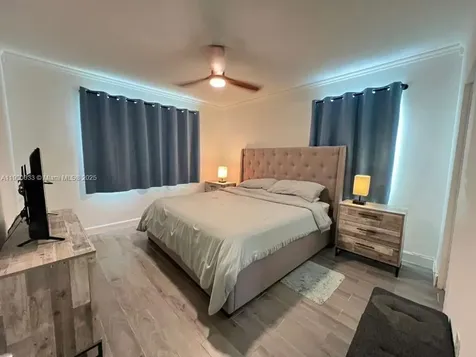 1430 NE 149th Street Miami FL 33161