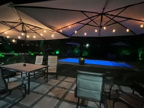 1430 NE 149th Street Miami FL 33161