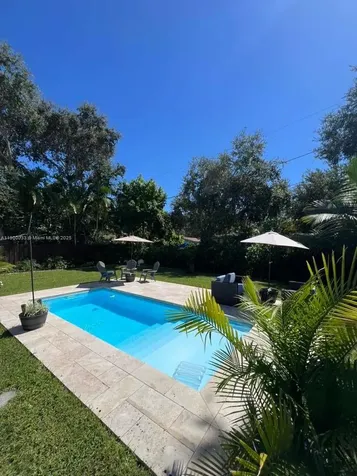1430 NE 149th Street Miami FL 33161