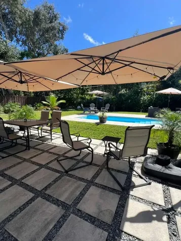 1430 NE 149th Street Miami FL 33161