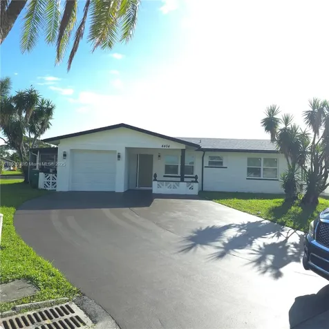4404 NW 46th Way Tamarac FL 33319