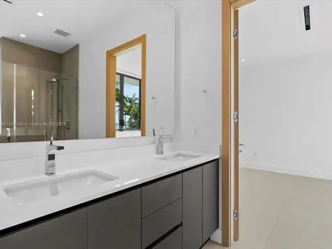 1501 NE 103rd Street Miami Shores FL 33138