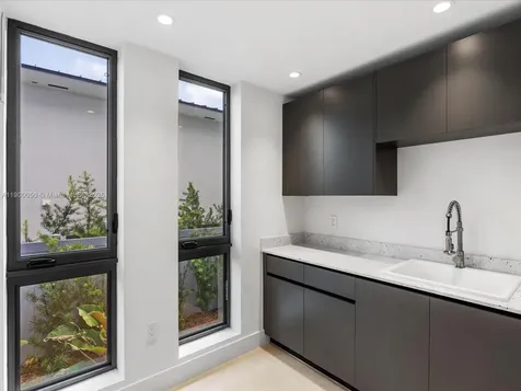 1501 NE 103rd Street Miami Shores FL 33138
