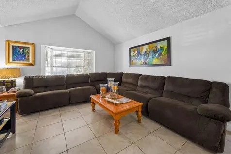 15846 SW 143rd Court Miami FL 33177