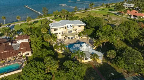 2827 S Indian River Drive Fort Pierce FL 34982