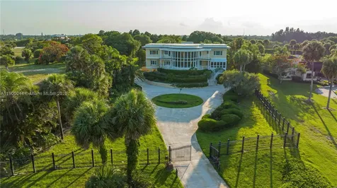 2827 S Indian River Drive Fort Pierce FL 34982