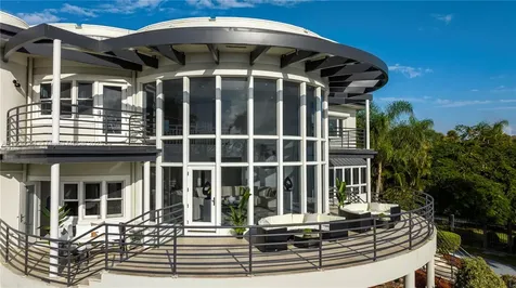 2827 S Indian River Drive Fort Pierce FL 34982