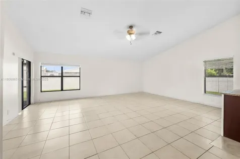 9601 Dunhill Drive Miramar FL 33025