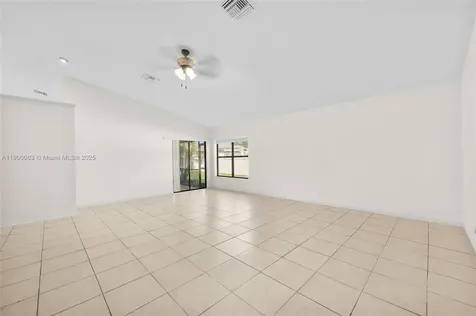 9601 Dunhill Drive Miramar FL 33025