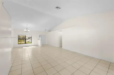 9601 Dunhill Drive Miramar FL 33025